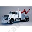 Italeri 1:24 U.S. Wrecker Truck Italeri 1:24 U.S. Wrecker Truck