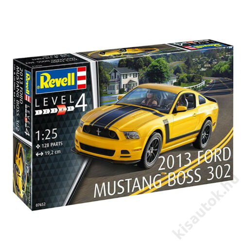 Revell 1:25 2013 Ford Mustang Boss 302 autó makett