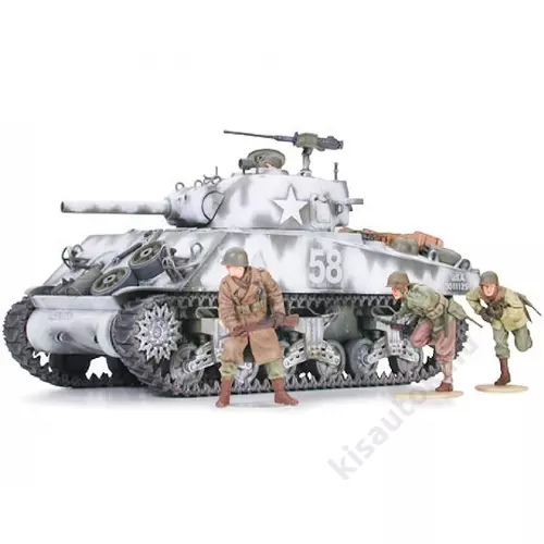 Tamiya 1:35 US Sherman M4A3 105mm Howi. tank makett