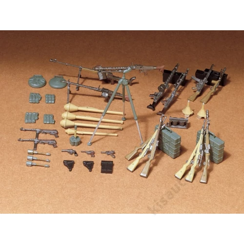 Tamiya 1:35 Diorama-Set Ger. Weapons Inf.(24) dioráma szett makett